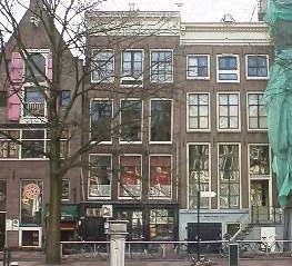 Center house was Anne's