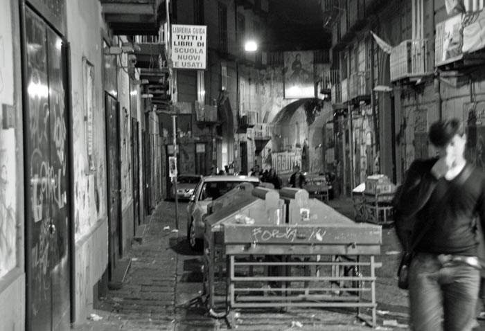 portalbanaplesnight Port Alba Naples