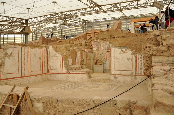 ephesus terrace house25