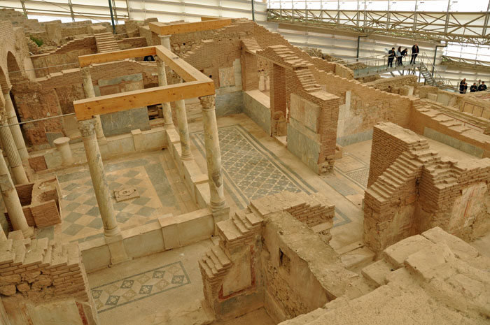 ephesus terrace house36