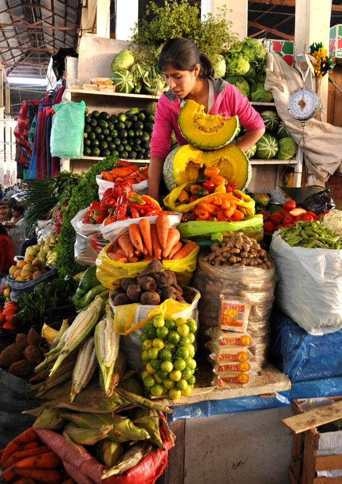 Mercado San Pedro-the central market in Cusco Peru on www.wired2theworld.com