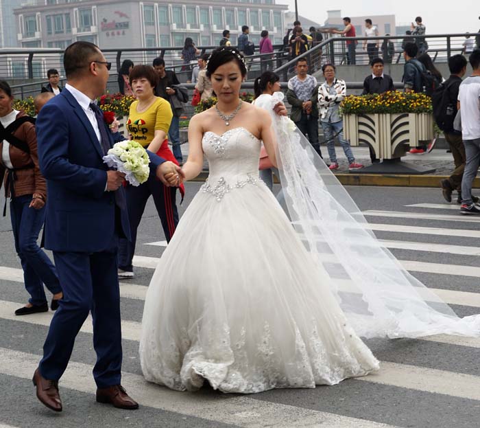 Brides on the street in China
