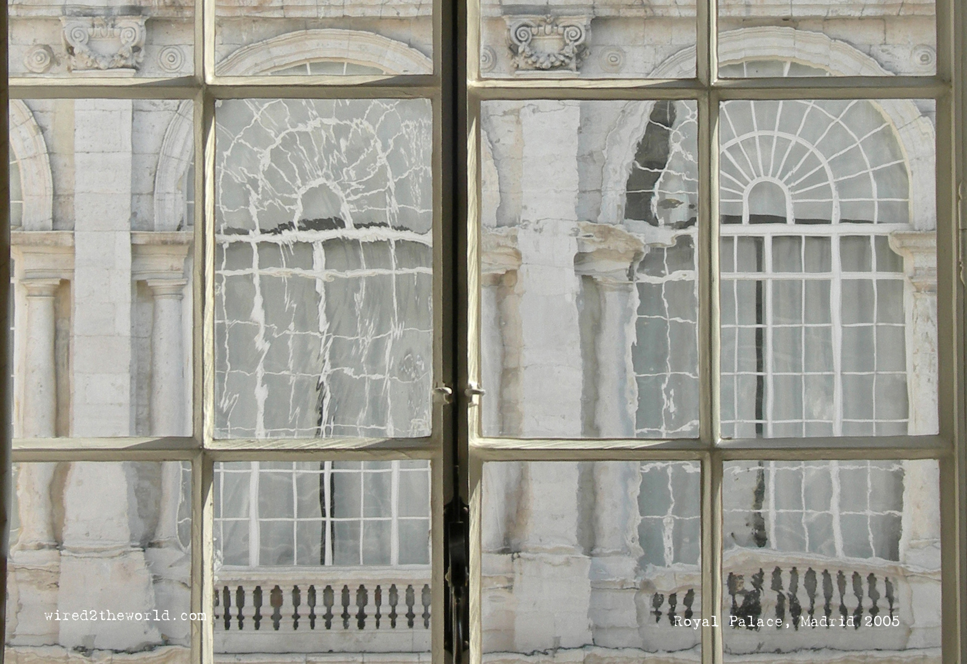 Favorite Photo Friday Through The Looking Glass Madrid Royal Save As 1940 1200