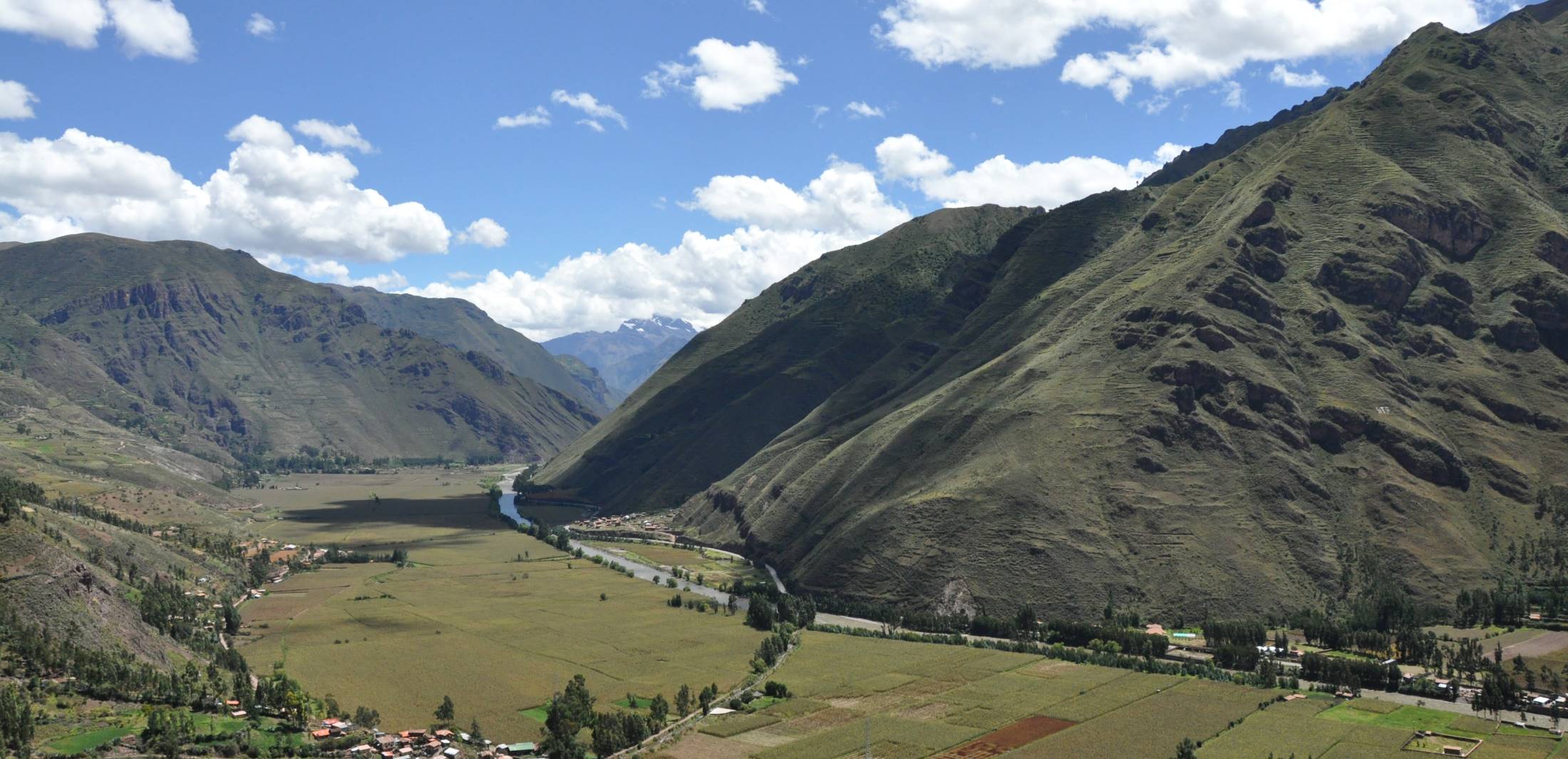 Along the road from the Sacred Valley to Cusco