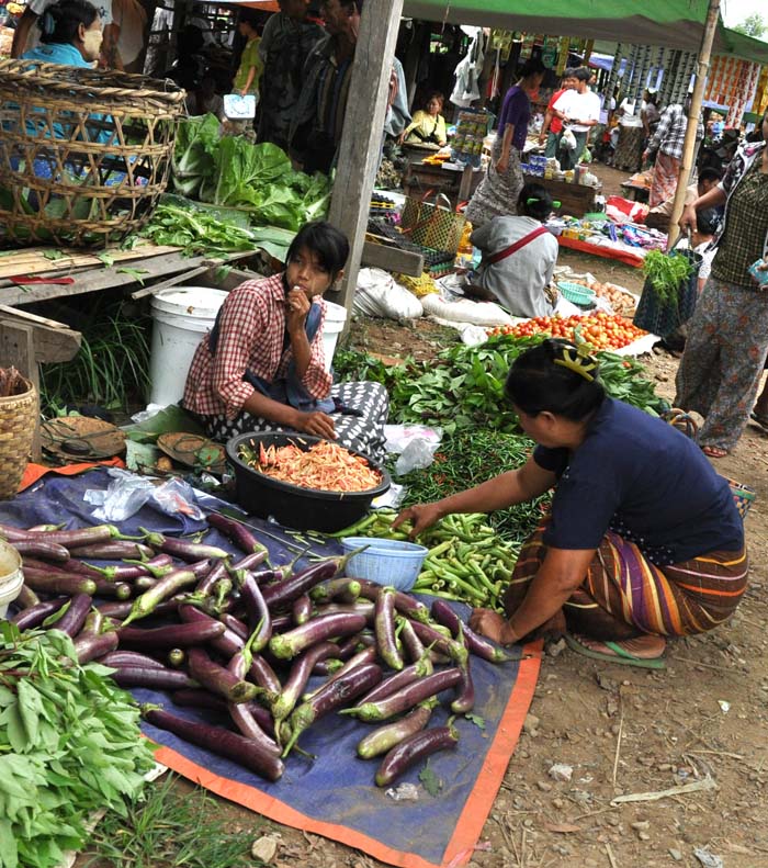 Inle Lake Local Market Myanmar (Burma) - wired2theworld