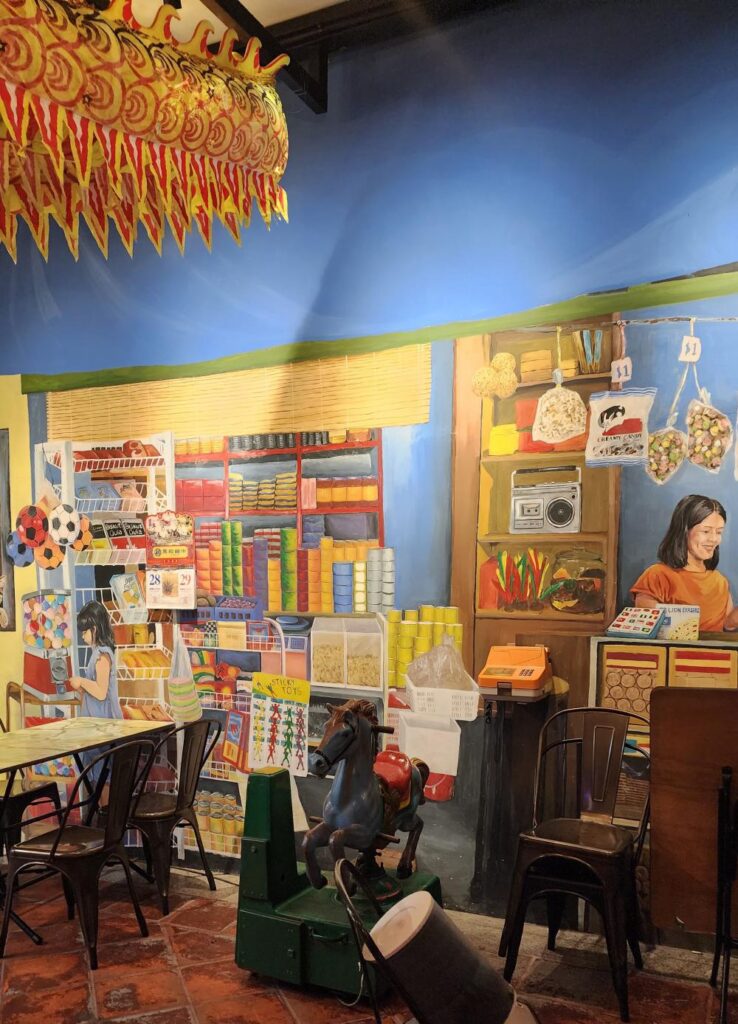 Mama Diam, "mama shop" mural
