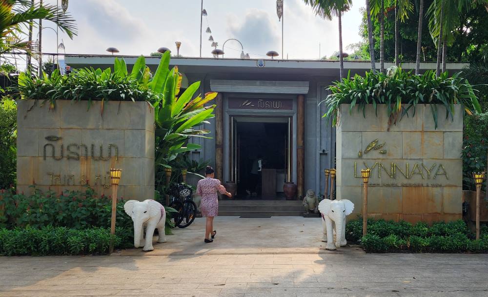Lynnaya Urban River Resort